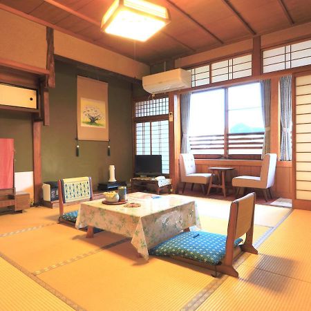 Ougiya Ryokan Toyooka  Esterno foto