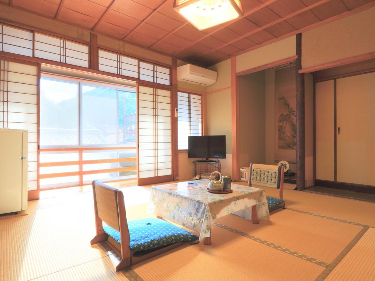 Ougiya Ryokan Toyooka  Esterno foto