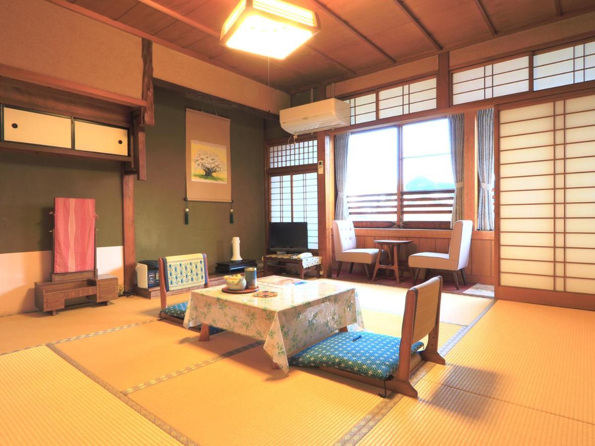 Ougiya Ryokan Toyooka  Esterno foto