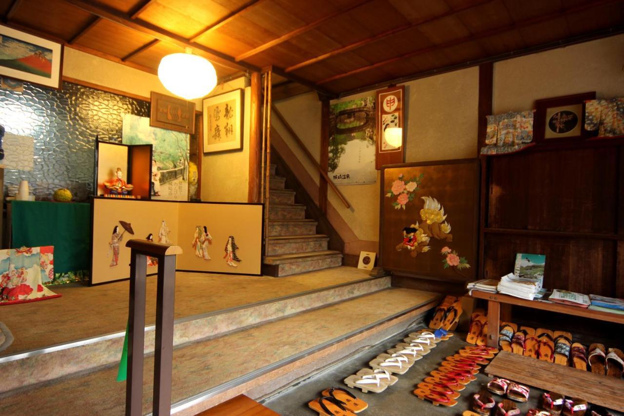 Ougiya Ryokan Toyooka  Esterno foto